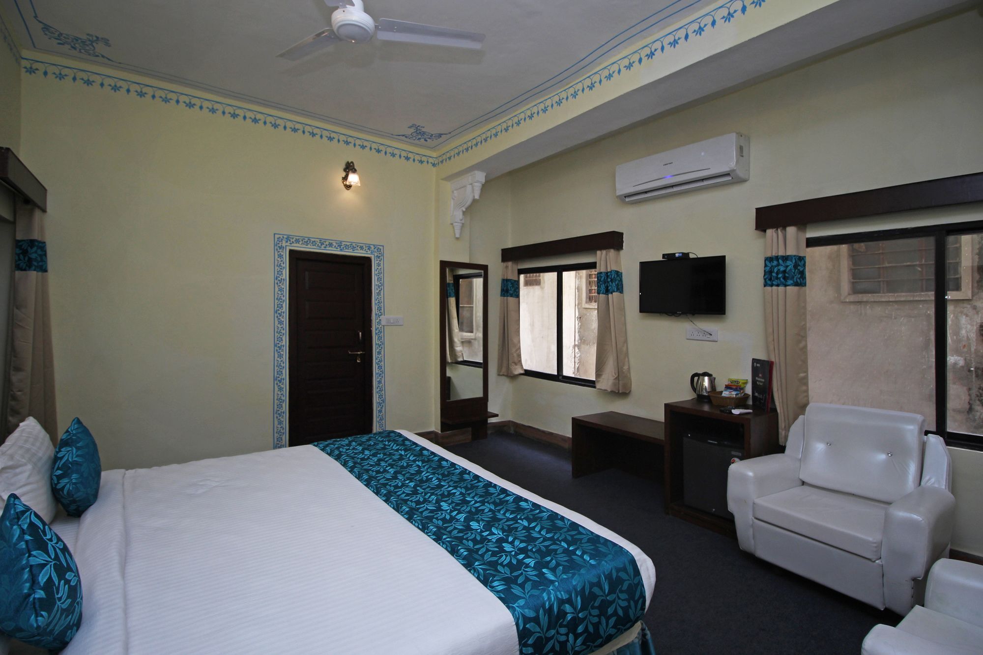 Oyo 9161 Hotel Janak Vilas Udaipur Dış mekan fotoğraf